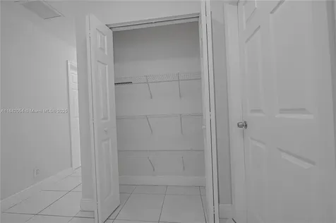 2419 Washington Street Hollywood FL 33020