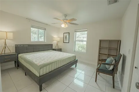2419 Washington Street Hollywood FL 33020