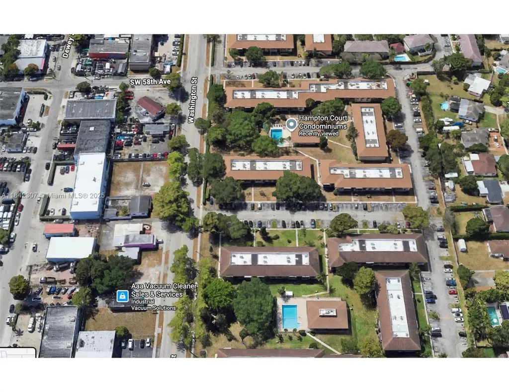 5831 Washington Street Hollywood FL 33023