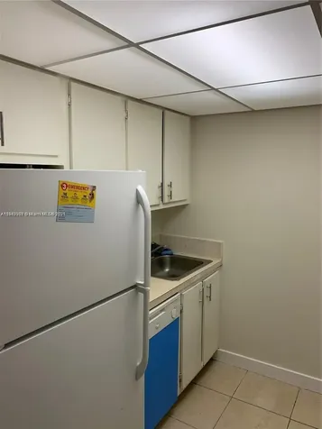 5831 Washington Street Hollywood FL 33023