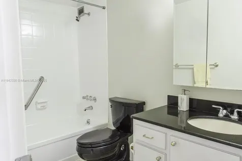 2780 NE 183rd Street Aventura FL 33160