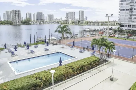 2780 NE 183rd Street Aventura FL 33160