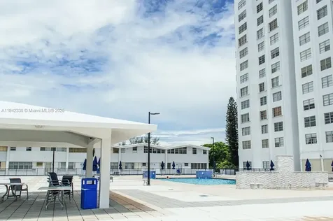 2780 NE 183rd Street Aventura FL 33160