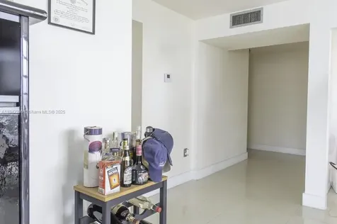 2780 NE 183rd Street Aventura FL 33160