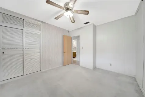 1741 NW 86th Avenue Pembroke Pines FL 33024