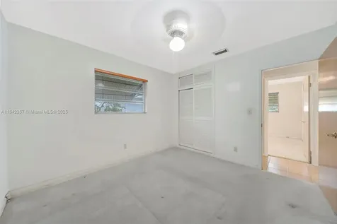 1741 NW 86th Avenue Pembroke Pines FL 33024