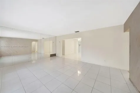 1741 NW 86th Avenue Pembroke Pines FL 33024