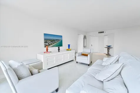 3500 Mystic Pointe Drive Aventura FL 33180