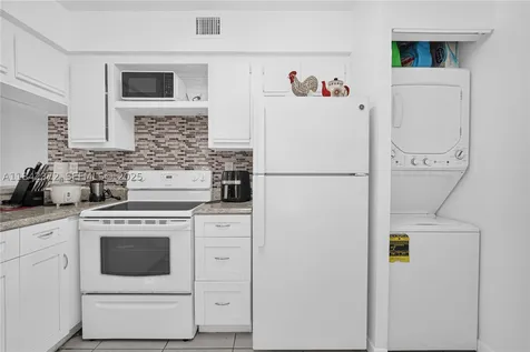 9159 SW 141st Place Miami FL 33186