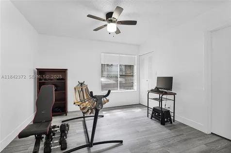 9159 SW 141st Place Miami FL 33186