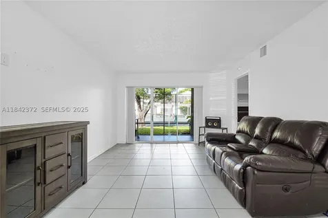 9159 SW 141st Place Miami FL 33186