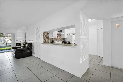 9159 SW 141st Place Miami FL 33186