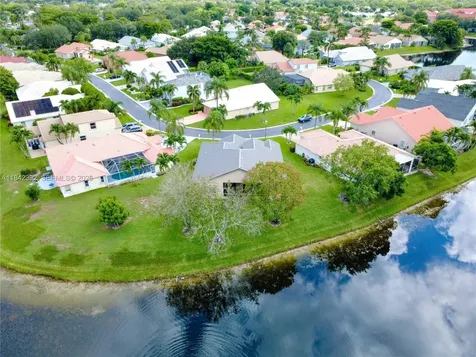 2549 Egret Lake Drive Green Acres FL 33413