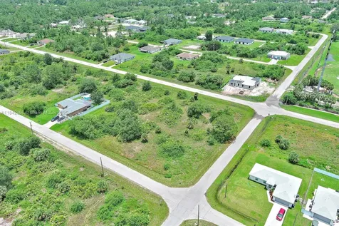 841 Milwaukee Boulevard Lehigh Acres FL 33974