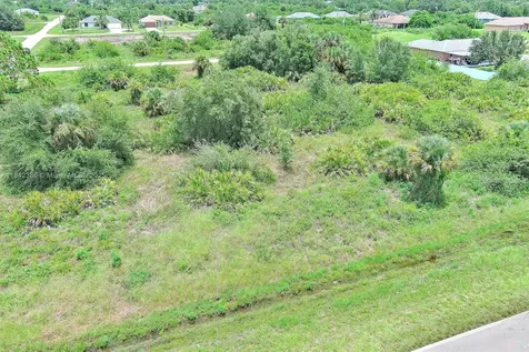 841 Milwaukee Boulevard Lehigh Acres FL 33974