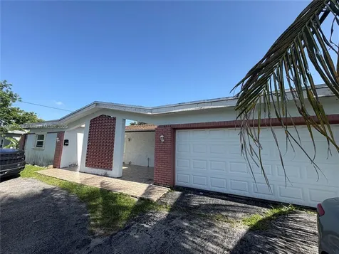 7040 NW 21st Court Sunrise FL 33313