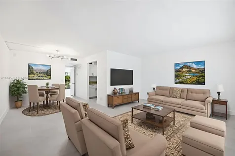 13455 SW 9th Court Pembroke Pines FL 33027