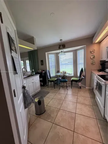 413 SW 43rd Terrace Cape Coral FL 33914