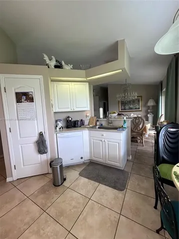 413 SW 43rd Terrace Cape Coral FL 33914