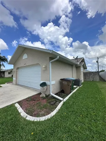 413 SW 43rd Terrace Cape Coral FL 33914