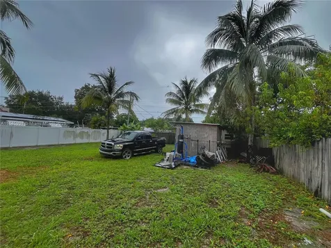 5730 Charleston Street Hollywood FL 33021