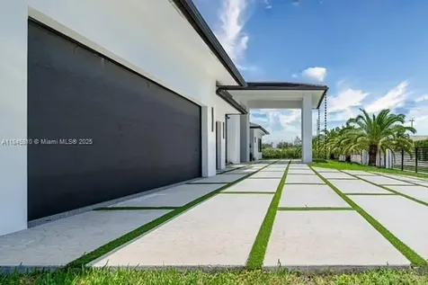 2610 SW 130th Avenue Miami FL 33175