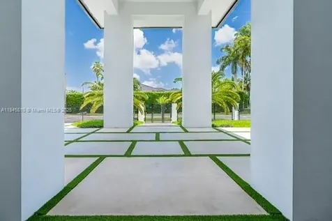 2610 SW 130th Avenue Miami FL 33175