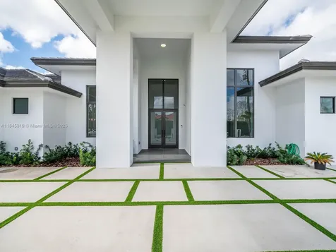 2610 SW 130th Avenue Miami FL 33175