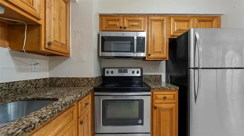 1235 NW 86th Street Miami FL 33147