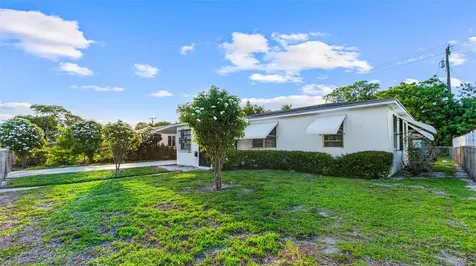 1235 NW 86th Street Miami FL 33147