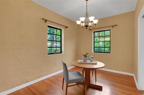 425 Cadagua Avenue Coral Gables FL 33146