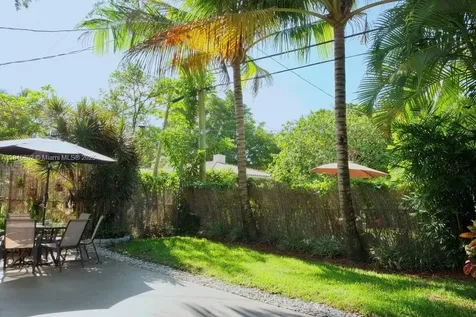 425 Cadagua Avenue Coral Gables FL 33146