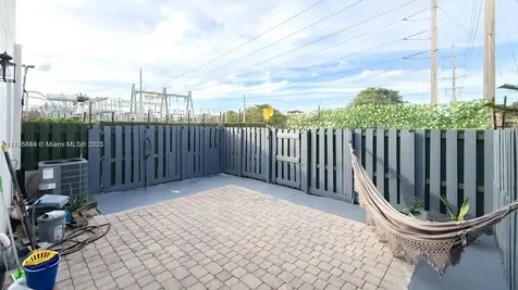 1001 NE 208th Street Miami FL 33179