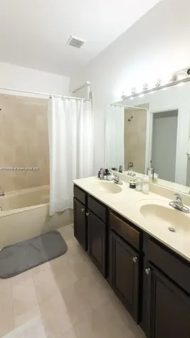 1001 NE 208th Street Miami FL 33179