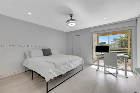 2101 Lucaya Bend Coconut Creek FL 33066