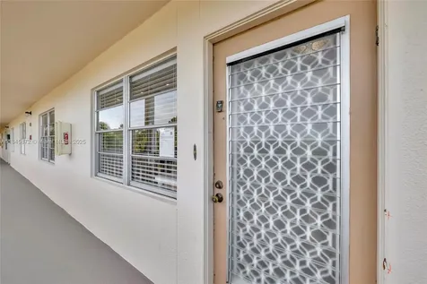 2101 Lucaya Bend Coconut Creek FL 33066