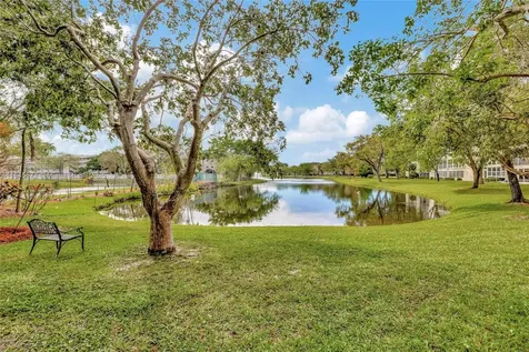 2101 Lucaya Bend Coconut Creek FL 33066