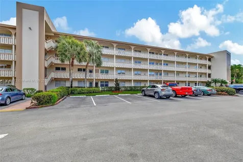 2101 Lucaya Bend Coconut Creek FL 33066