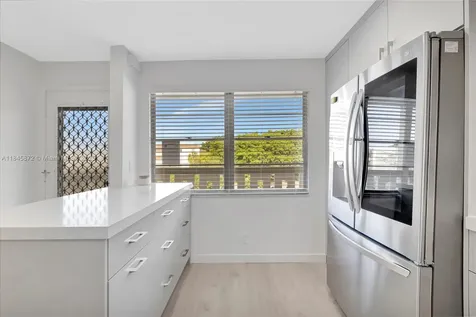 2101 Lucaya Bend Coconut Creek FL 33066