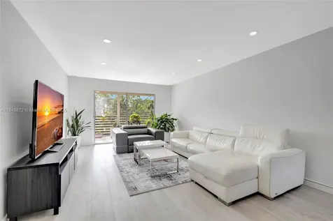2101 Lucaya Bend Coconut Creek FL 33066