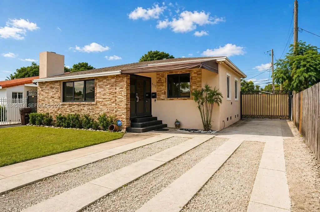 117 W 34th Street Hialeah FL 33012