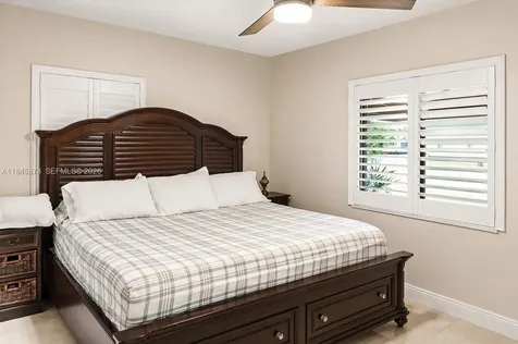 117 W 34th Street Hialeah FL 33012
