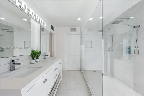 6960 SW 148th Terrace Palmetto Bay FL 33158