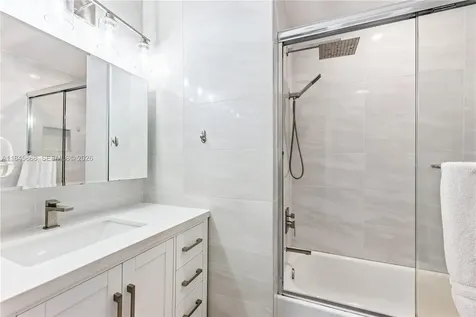 6960 SW 148th Terrace Palmetto Bay FL 33158