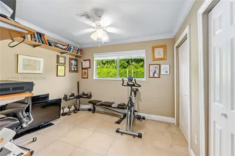 6960 SW 148th Terrace Palmetto Bay FL 33158