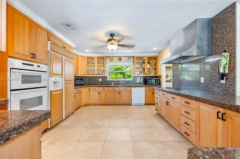 6960 SW 148th Terrace Palmetto Bay FL 33158