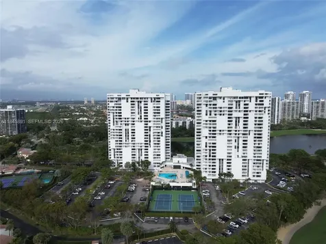 20225 NE 34th Court Aventura FL 33180