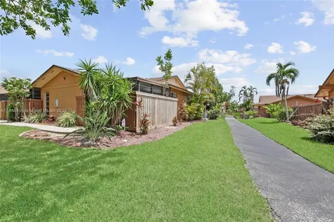 6322 Royal Woods Drive Fort Myers FL 33908
