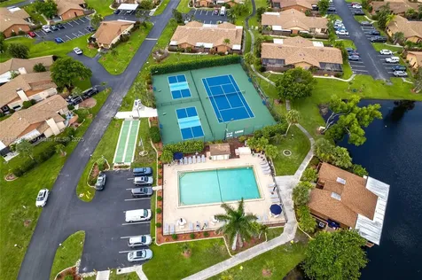 6322 Royal Woods Drive Fort Myers FL 33908