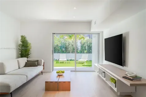 201 Sunrise Drive Key Biscayne FL 33149